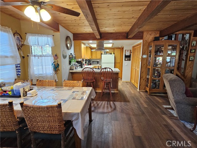 Detail Gallery Image 11 of 36 For 2020 Mahogany Ln, Big Bear City,  CA 92314 - 3 Beds | 2 Baths