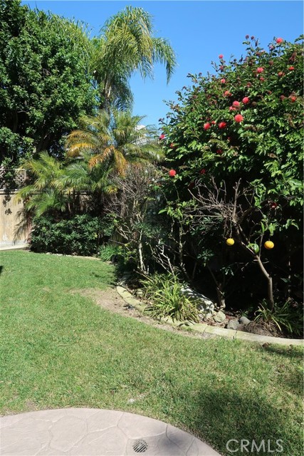 Detail Gallery Image 42 of 51 For 16802 Kamalii, Huntington Beach,  CA 92649 - 6 Beds | 5/1 Baths