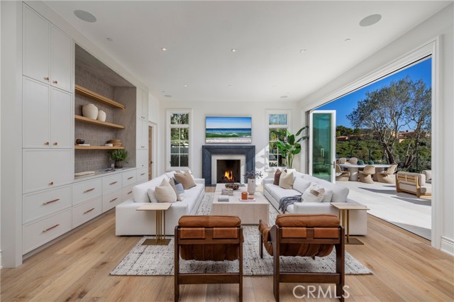 Detail Gallery Image 25 of 48 For 24 Fairway, Newport Coast,  CA 92657 - 6 Beds | 7/2 Baths