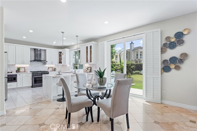 Detail Gallery Image 5 of 32 For 2 Washington, Irvine,  CA 92606 - 4 Beds | 2/1 Baths