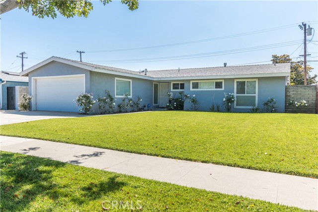 8195 Valley View Street, Buena Park CA: https://media.crmls.org/medias/839ddb3a-7fa6-49ba-9bf8-d8d61451150b.jpg