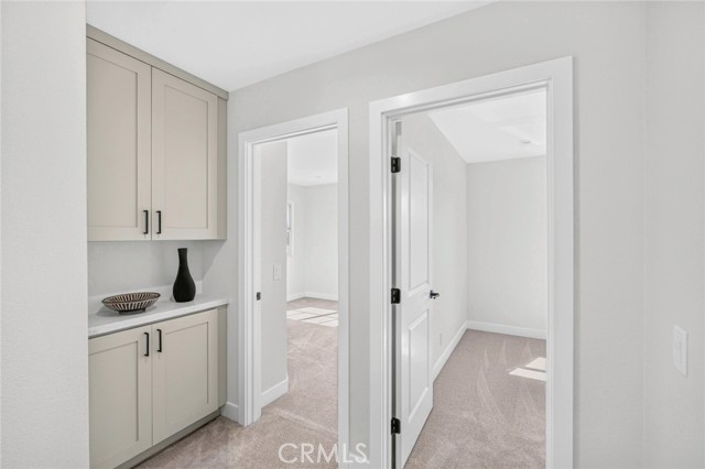 1324 Estel photo 21