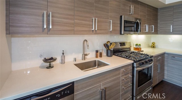 Detail Gallery Image 8 of 75 For 150 Van Ness Ave #0522,  San Francisco,  CA 94102 - 1 Beds | 1 Baths