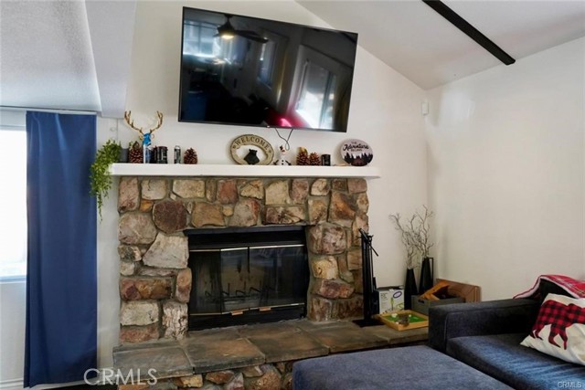 Detail Gallery Image 16 of 39 For 340 E Mojave Bld, Big Bear City,  CA 92314 - 3 Beds | 2 Baths