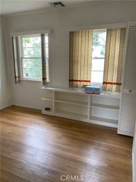 2345 El Sol Avenue, Altadena CA: https://media.crmls.org/medias/83a050bb-f278-47ed-8584-8ab060b902ee.jpg