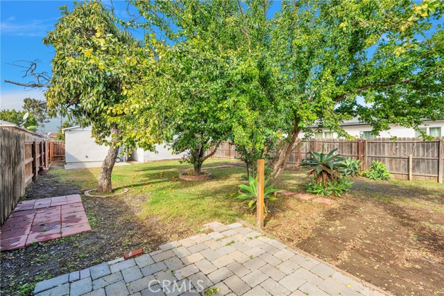 6060 Lime Avenue, Long Beach, California 90805, 3 Bedrooms Bedrooms, ,1 BathroomBathrooms,Single Family Residence,For Sale,Lime,HD25003385