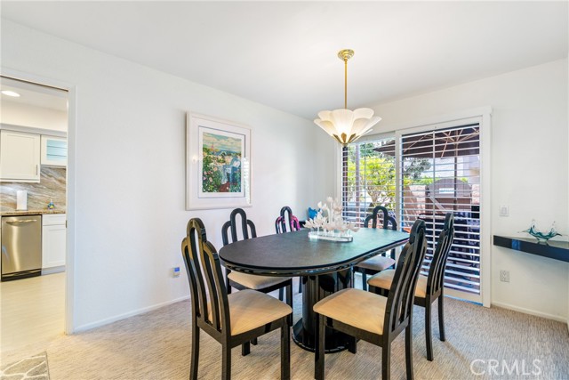 4176 Delphi Circle, Huntington Beach CA: https://media.crmls.org/medias/83a1fb0d-eda7-445e-9a58-e55d13429b97.jpg