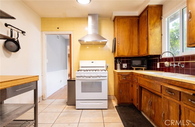 Detail Gallery Image 10 of 25 For 2204 W Victoria, Montebello,  CA 90640 - 3 Beds | 2 Baths