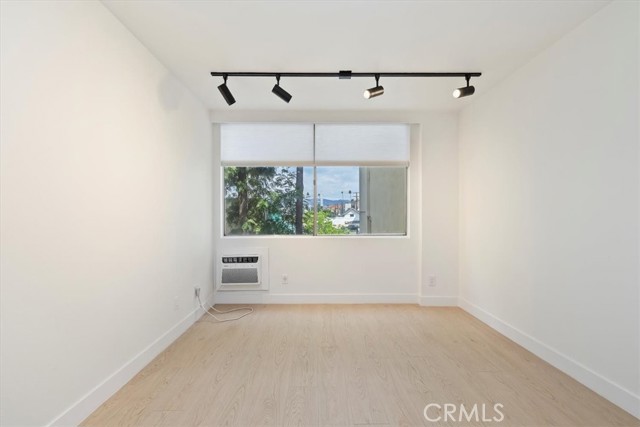 Detail Gallery Image 17 of 34 For 320 S Ardmore #233,  Los Angeles,  CA 90020 - 1 Beds | 1 Baths