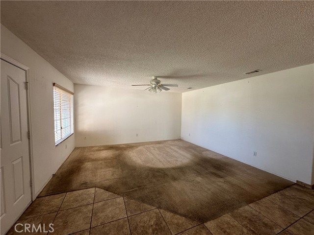 Detail Gallery Image 7 of 22 For 135 Village Dr, Blythe,  CA 92225 - 3 Beds | 2 Baths