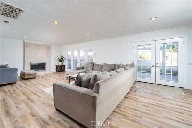 2120 Capuchin Way, Claremont CA: https://media.crmls.org/medias/83a32f9f-08b5-48c7-aac4-ed3475c3e144.jpg