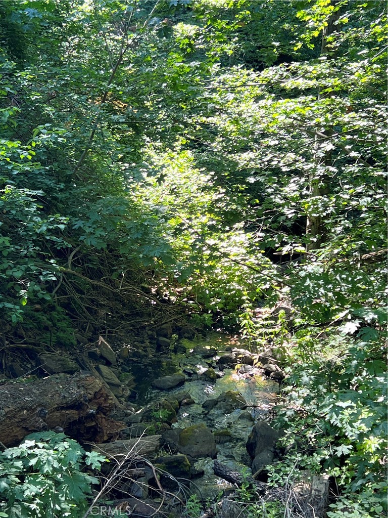 https://media.crmls.org/medias/83a34f2b-0ed6-419e-94bd-ab38cd588f5a.jpg?preset=X-Large
