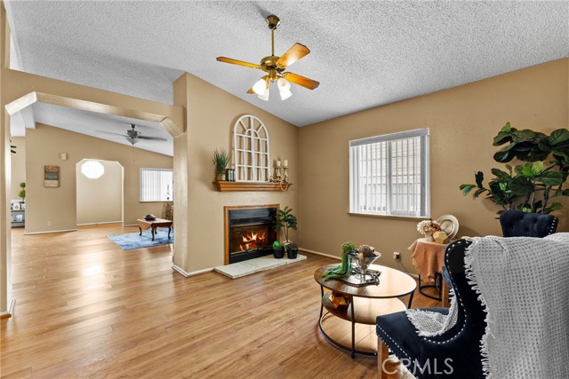 Detail Gallery Image 14 of 46 For 2526 Peach Tree, Hemet,  CA 92545 - 2 Beds | 2 Baths