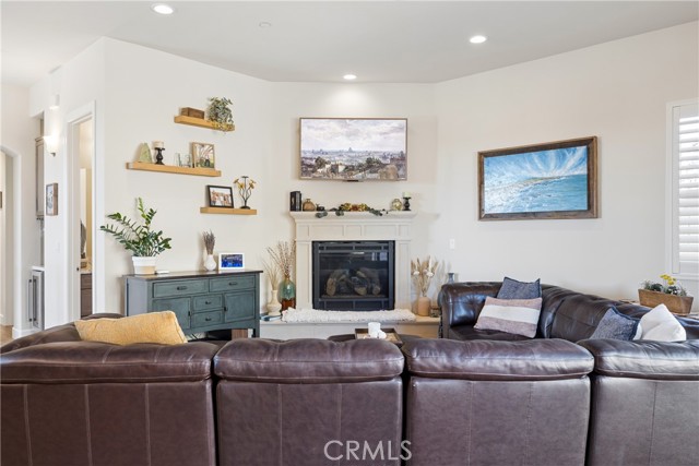 Detail Gallery Image 10 of 41 For 3097 Livorno Circle, San Luis Obispo,  CA 93401 - 3 Beds | 3 Baths