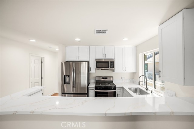 Detail Gallery Image 11 of 21 For 302 W Congress St, Colton,  CA 92324 - 2 Beds | 1 Baths