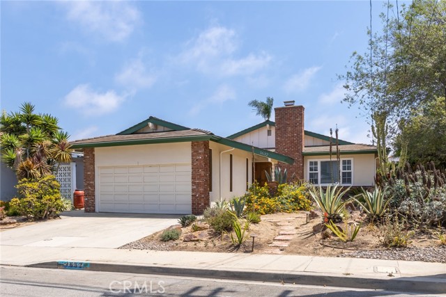 Detail Gallery Image 2 of 44 For 1632 Nelson Avenue, Manhattan Beach,  CA 90266 - 4 Beds | 2/1 Baths
