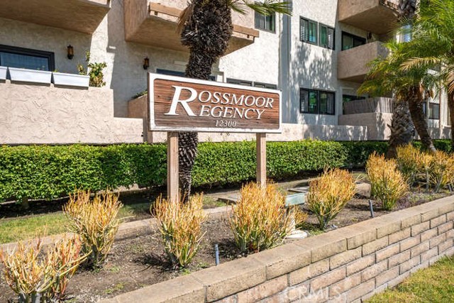 12300 Montecito Road, Seal Beach CA: https://media.crmls.org/medias/83a5bb18-fd3b-414c-8792-13a1be5deb41.jpg