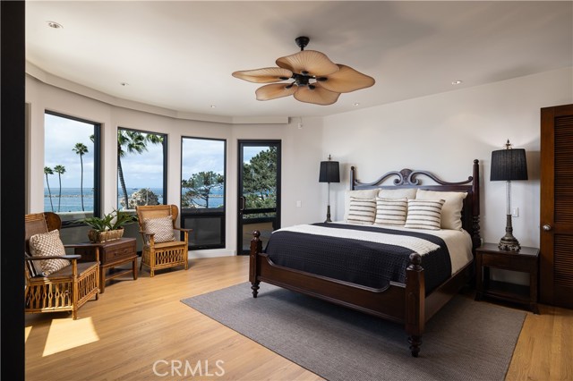 Detail Gallery Image 14 of 39 For 2901 Ocean Bld, Corona Del Mar,  CA 92625 - 4 Beds | 4/3 Baths