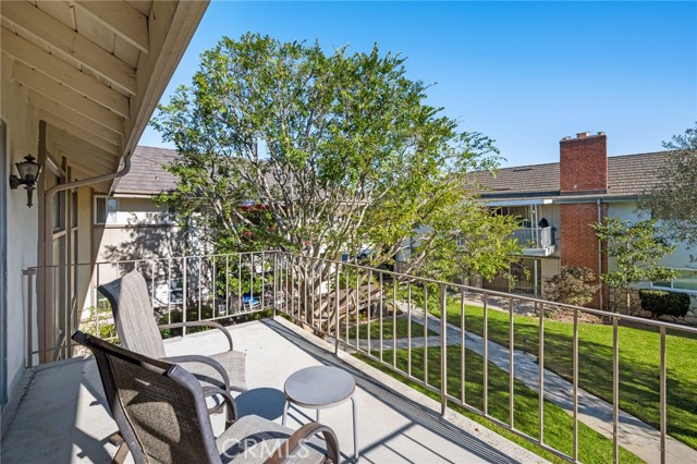 Detail Gallery Image 22 of 25 For 22945 Nadine Cir #B,  Torrance,  CA 90505 - 2 Beds | 2 Baths