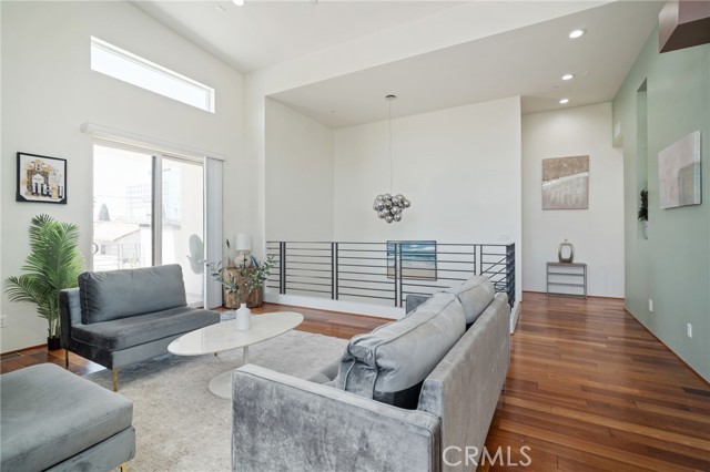 2623 Carnegie Lane, Redondo Beach CA: https://media.crmls.org/medias/83a65223-6659-4f94-8e19-b4df7cfeb076.jpg