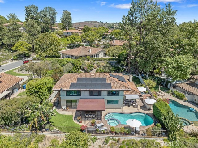 1579 Via Parque, Thousand Oaks CA: https://media.crmls.org/medias/83a73833-ad3a-48c8-9d6f-aa6c056ff6e1.jpg