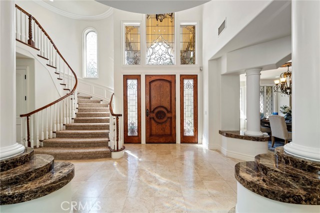 45200 Oak Manor Ct, Temecula CA: https://media.crmls.org/medias/83a79873-907c-4df8-a5d5-86af3651cd68.jpg