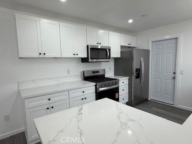 Detail Gallery Image 6 of 25 For 31060 Balsa, Barstow,  CA 92311 - 3 Beds | 2 Baths