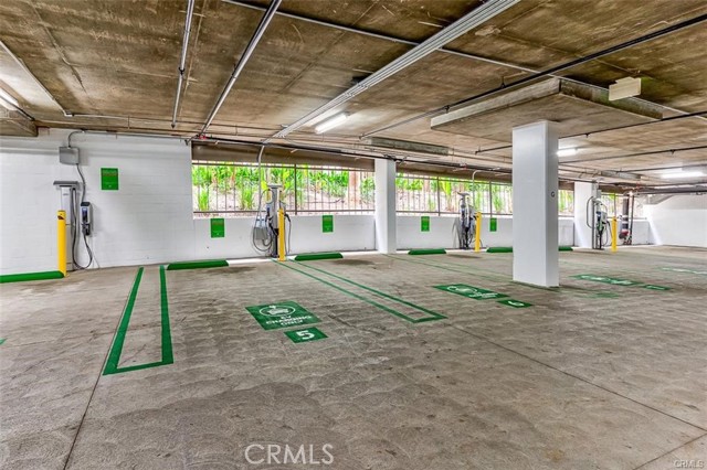 2164 Scholarship, Irvine CA: https://media.crmls.org/medias/83a8c1d4-af9c-48e9-89ed-b99449216bd6.jpg