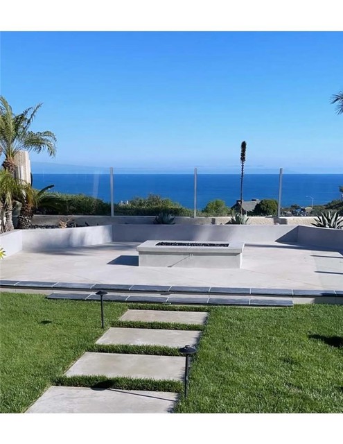 87 Palm Beach Court, Dana Point CA: https://media.crmls.org/medias/83a8cb28-af5b-4319-8644-1433f1f5e88a.jpg