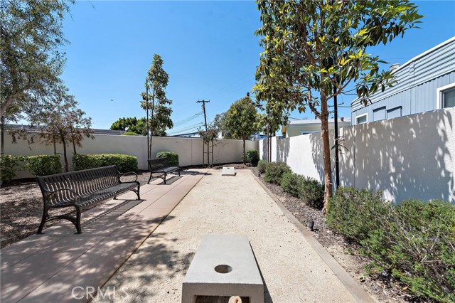 Detail Gallery Image 24 of 25 For 339 Ford Rd, Costa Mesa,  CA 92627 - 2 Beds | 2/1 Baths
