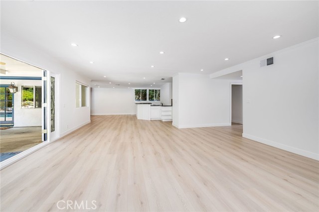 Detail Gallery Image 6 of 30 For 7144 Deveron Ridge Rd, West Hills,  CA 91307 - 3 Beds | 2 Baths