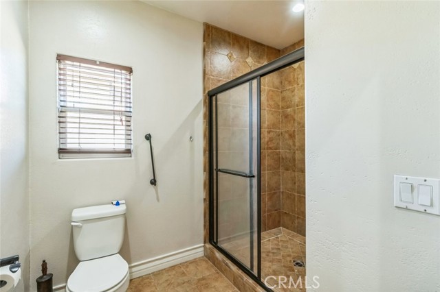 Detail Gallery Image 17 of 32 For 17926 Garden Glen Rd, Victorville,  CA 92395 - 4 Beds | 3/1 Baths