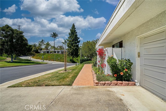 Detail Gallery Image 3 of 32 For 5591 Avenida Sosiega a,  Laguna Woods,  CA 92637 - 3 Beds | 2 Baths