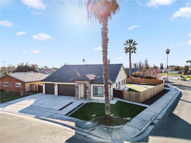 Image 33 of 46 For 2000 Enrico Avenue