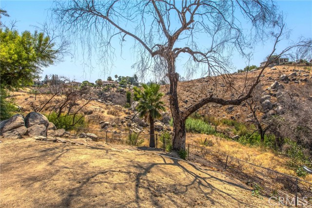6966 Ranch View Road, Riverside CA: https://media.crmls.org/medias/83a9c29d-6758-4184-8d2b-41d248e26908.jpg