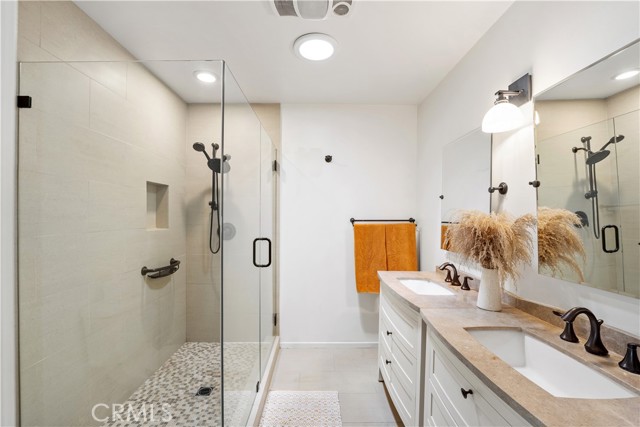 Detail Gallery Image 15 of 33 For 24537 Dry Canyon Cold Creek Rd, Calabasas,  CA 91302 - 4 Beds | 3 Baths