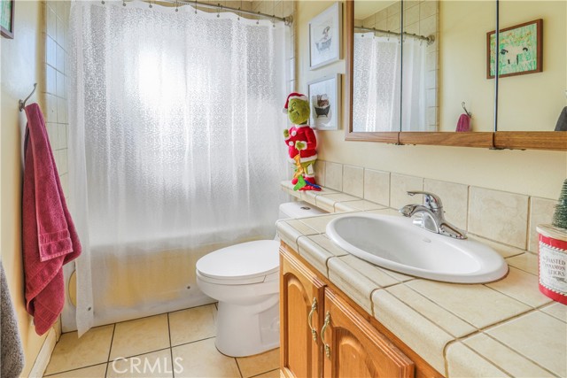Detail Gallery Image 15 of 22 For 833 S Kouri, Anaheim,  CA 92804 - 3 Beds | 2 Baths