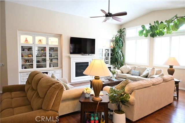 12076 18th Street, Yucaipa CA: https://media.crmls.org/medias/83aae05e-fdd7-4c19-8792-74ef409b2848.jpg