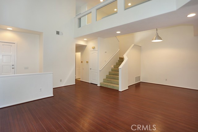 Image 6 of 50 For 961 Lone Pine