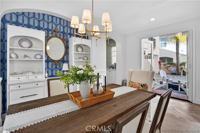 Image 8 of 51 For 38 Winfield Drive