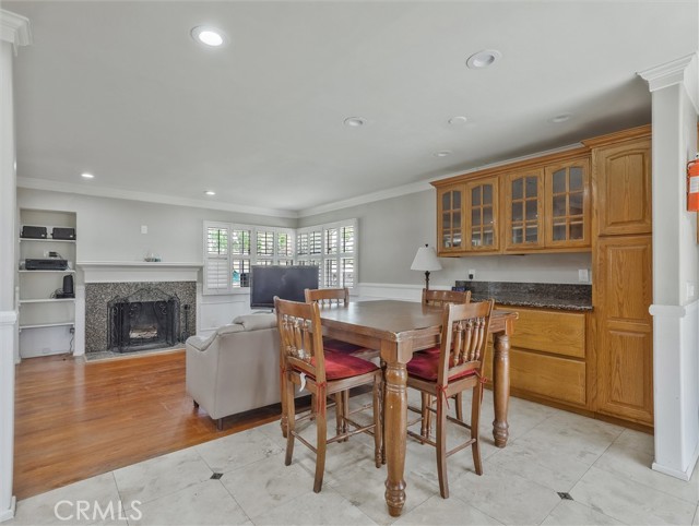 Detail Gallery Image 8 of 26 For 3826 S Burnside, Baldwin Hills,  CA 90008 - 3 Beds | 1 Baths