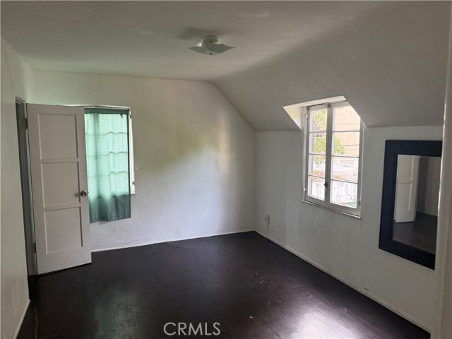 Detail Gallery Image 23 of 32 For 1437 Greenfield Ave, Los Angeles,  CA 90025 - – Beds | – Baths