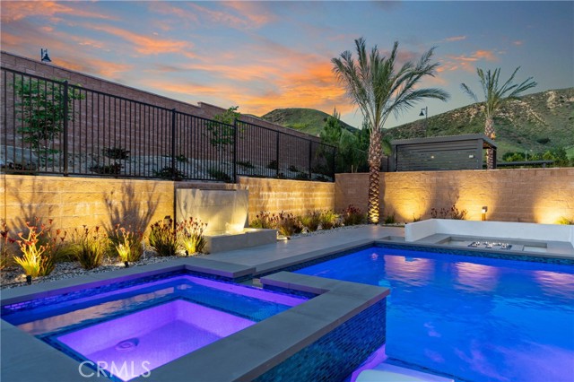 Detail Gallery Image 26 of 30 For 20531 W Overlook Ct, Porter Ranch,  CA 91326 - 5 Beds | 4/1 Baths