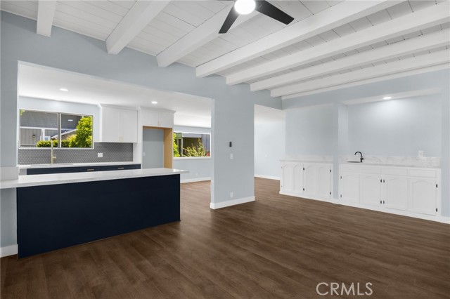 220 W Highland Avenue, Redlands CA: https://media.crmls.org/medias/83ae048c-c95f-4cba-9014-8226e73b1d88.jpg
