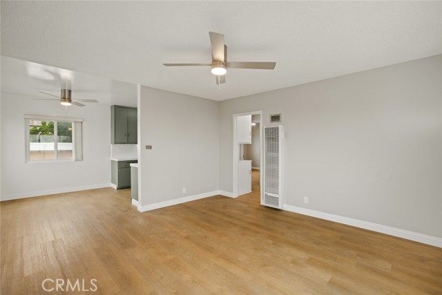 Detail Gallery Image 5 of 23 For 740 W 27th St #4,  San Pedro,  CA 90731 - 2 Beds | 1 Baths