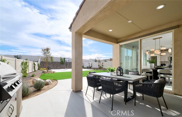 Detail Gallery Image 2 of 17 For 4264 Ladrillo St, Lake Elsinore,  CA 92530 - 5 Beds | 2/1 Baths