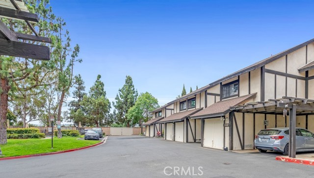 349 S Monte Vista Street, La Habra CA: https://media.crmls.org/medias/83aeeb25-0e45-4913-928f-ba6bfd916725.jpg