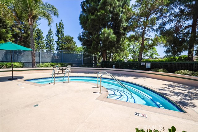 2348 Sunningdale Drive, Tustin CA: https://media.crmls.org/medias/83aeef4f-c1c0-4a46-aadf-bef6855c791b.jpg