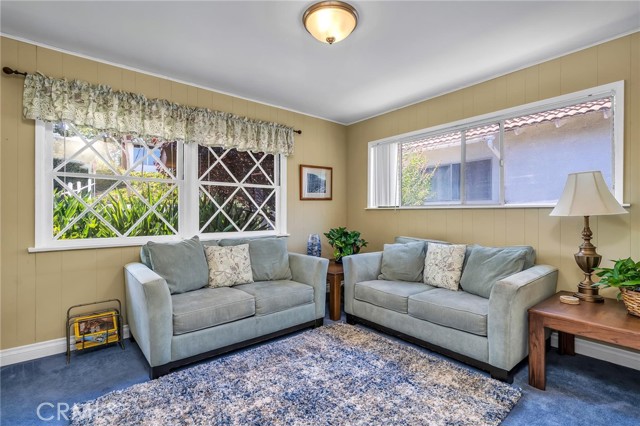 168 Vista Del Parque, Redondo Beach, California 90277, 6 Bedrooms Bedrooms, ,3 BathroomsBathrooms,Residential,Sold,Vista Del Parque,PV22188074