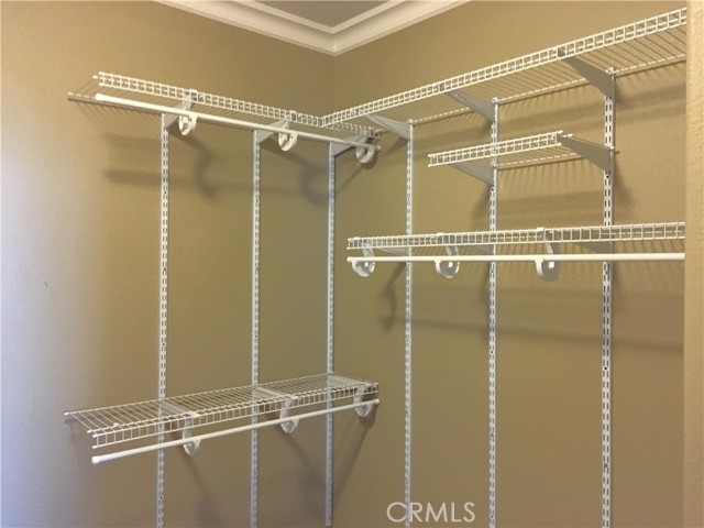 Detail Gallery Image 11 of 20 For 15213 Hawk, Fontana,  CA 92336 - 3 Beds | 2/1 Baths